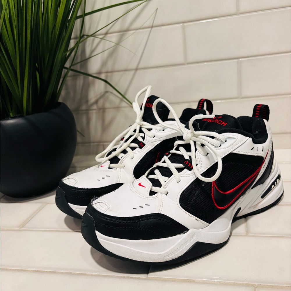 Nike Air Monarch IV